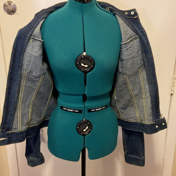 Fila Jean Jacket w/Colorful Back Zip & Button Front 2 Pockets Pristine LG - Picture 11 of 16